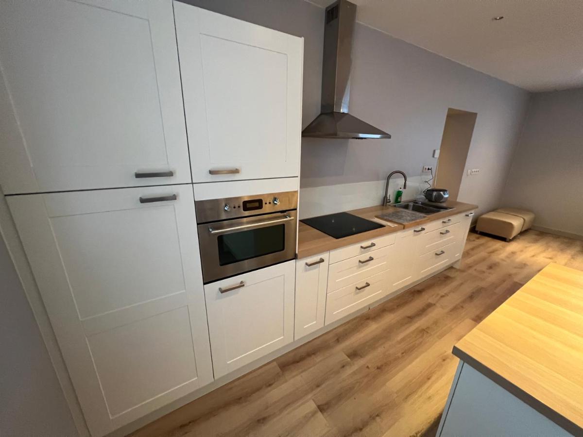 Ruim App. Met Grote Garage Apartman Ypres Kültér fotó