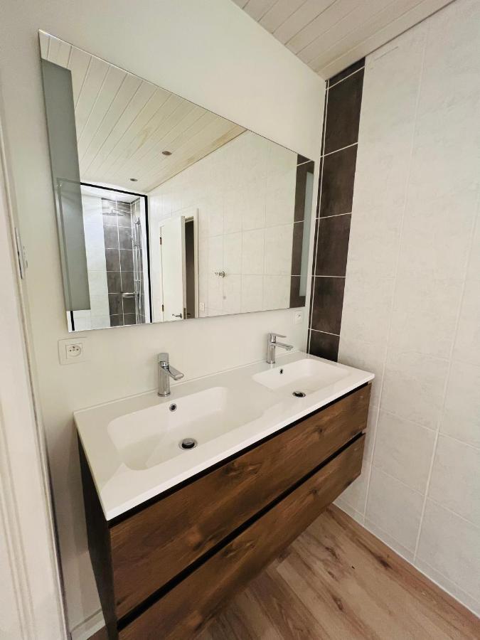 Ruim App. Met Grote Garage Apartman Ypres Kültér fotó